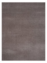 Laden Sie das Bild in den Galerie-Viewer, Halo Cloud Marble loom-knotted rug – close-up of the texture | Linie Design at Bois Blanc Home, Limassol, Cyprus