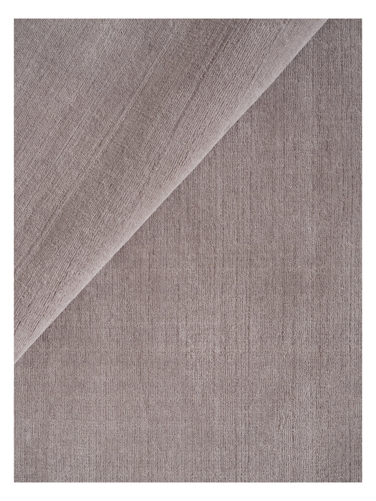 Halo Cloud Lt/Grey loom-knotted rug – close-up of the texture | Linie Design at Bois Blanc Home, Limassol, Cyprus