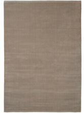 Laden Sie das Bild in den Galerie-Viewer, Halo Cloud Taupe loom-knotted rug – product photo | Linie Design at Bois Blanc Home, Limassol, Cyprus