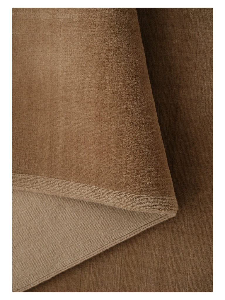 Halo Cloud Amber loom-knotted rug – close-up of the texture | Linie Design at Bois Blanc Home, Limassol, Cyprus