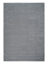 Laden Sie das Bild in den Galerie-Viewer, Halo Cloud Ocean loom-knotted rug | Linie Design at Bois Blanc Home, Limassol, Cyprus
