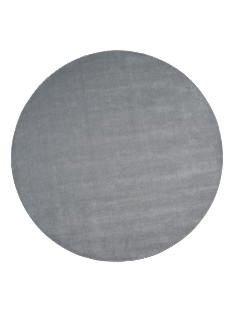 Halo Cloud Ocean loom-knotted rug – round shape | Linie Design at Bois Blanc Home, Limassol, Cyprus