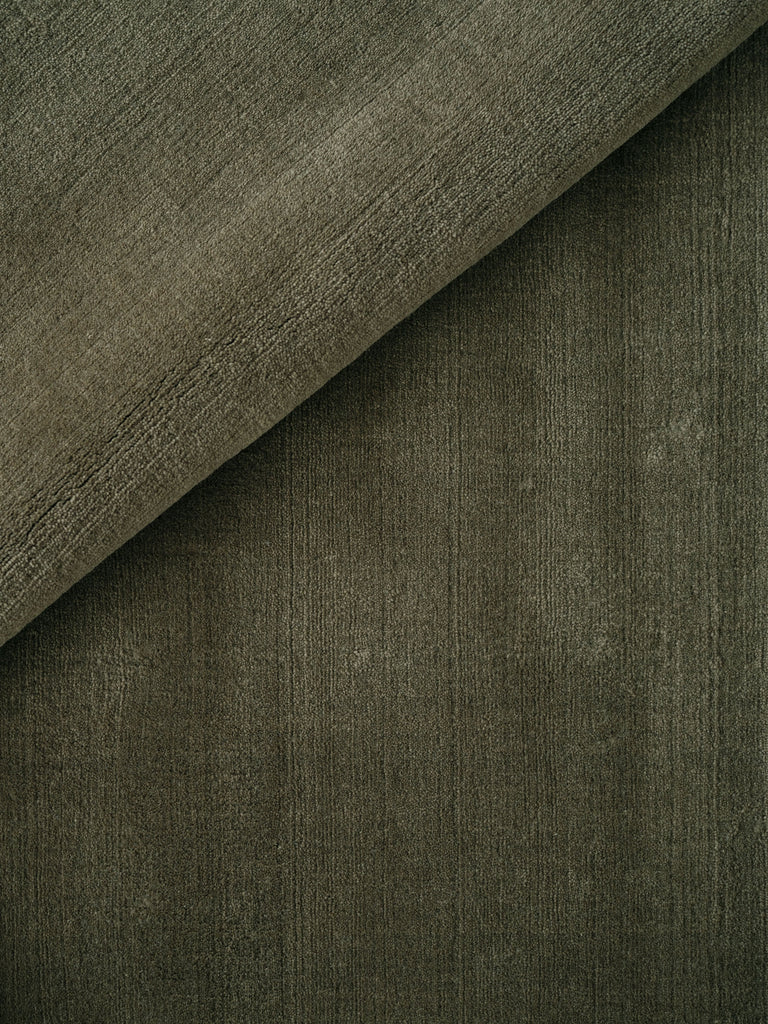 Halo Cloud Moss loom-knotted rug – detail 3 | Linie Design at Bois Blanc Home, Limassol, Cyprus
