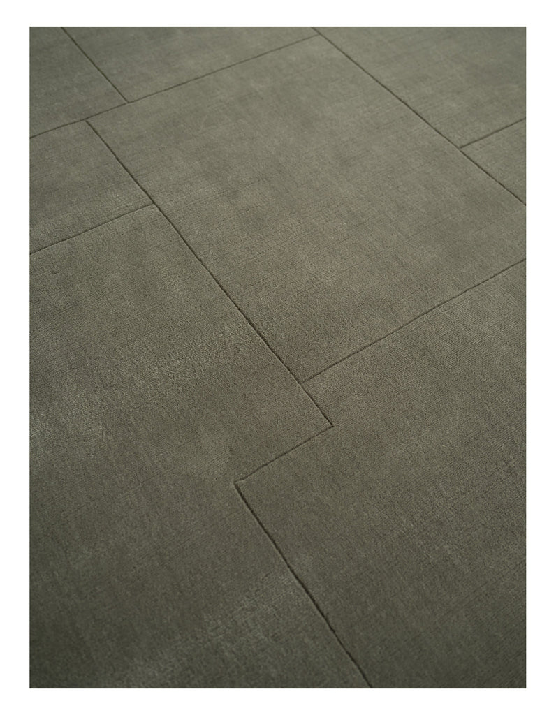 Geometric Maze Moss loom-knotted rug – close-up of the texture | Linie Design at Bois Blanc Home, Limassol, Cyprus