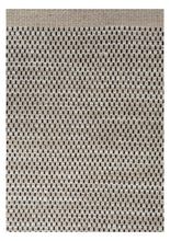 Carica l'immagine nel visualizzatore di Gallery, Adonic Mist Taupe hand-woven rug – close-up of the texture | Linie Design at Bois Blanc Home, Limassol, Cyprus