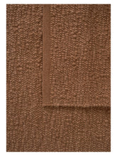 Carica l'immagine nel visualizzatore di Gallery, Pebbled Poem Terracotta hand-woven rug – detail 5 | Linie Design at Bois Blanc Home, Limassol, Cyprus