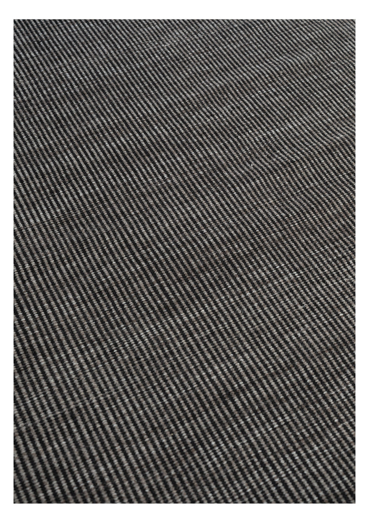 Arbrello Black hand-woven rug – close-up of the texture | Linie Design at Bois Blanc Home, Limassol, Cyprus