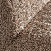 Charger l&#39;image dans la galerie, Lulus Armchair