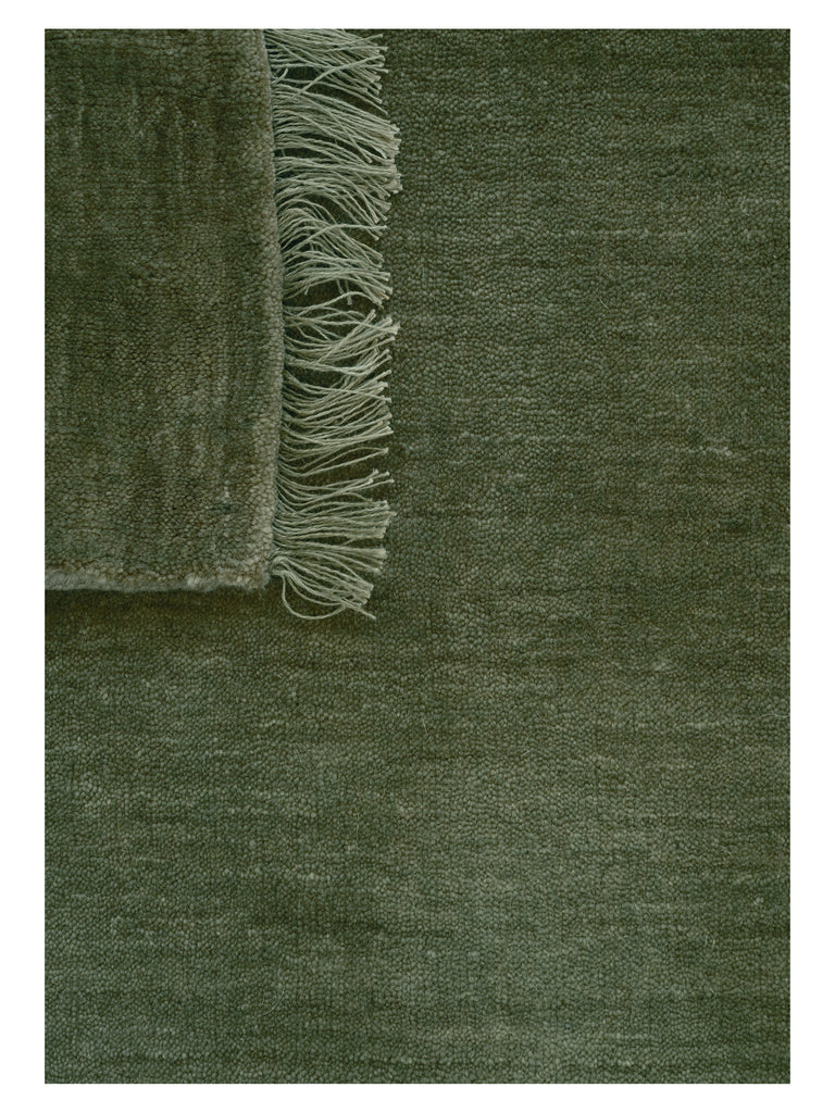 Abyss Bliss Green loom-knotted rug – detail 2 | Linie Design at Bois Blanc Home, Limassol, Cyprus