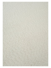Laden Sie das Bild in den Galerie-Viewer, Blonde Maze White hand-knotted sumac rug – close-up of the texture | Linie Design at Bois Blanc Home, Limassol, Cyprus