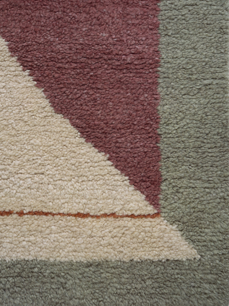 Optical Echo Ruby hand-knotted rug – close-up of the texture | Linie Design at Bois Blanc Home, Limassol, Cyprus