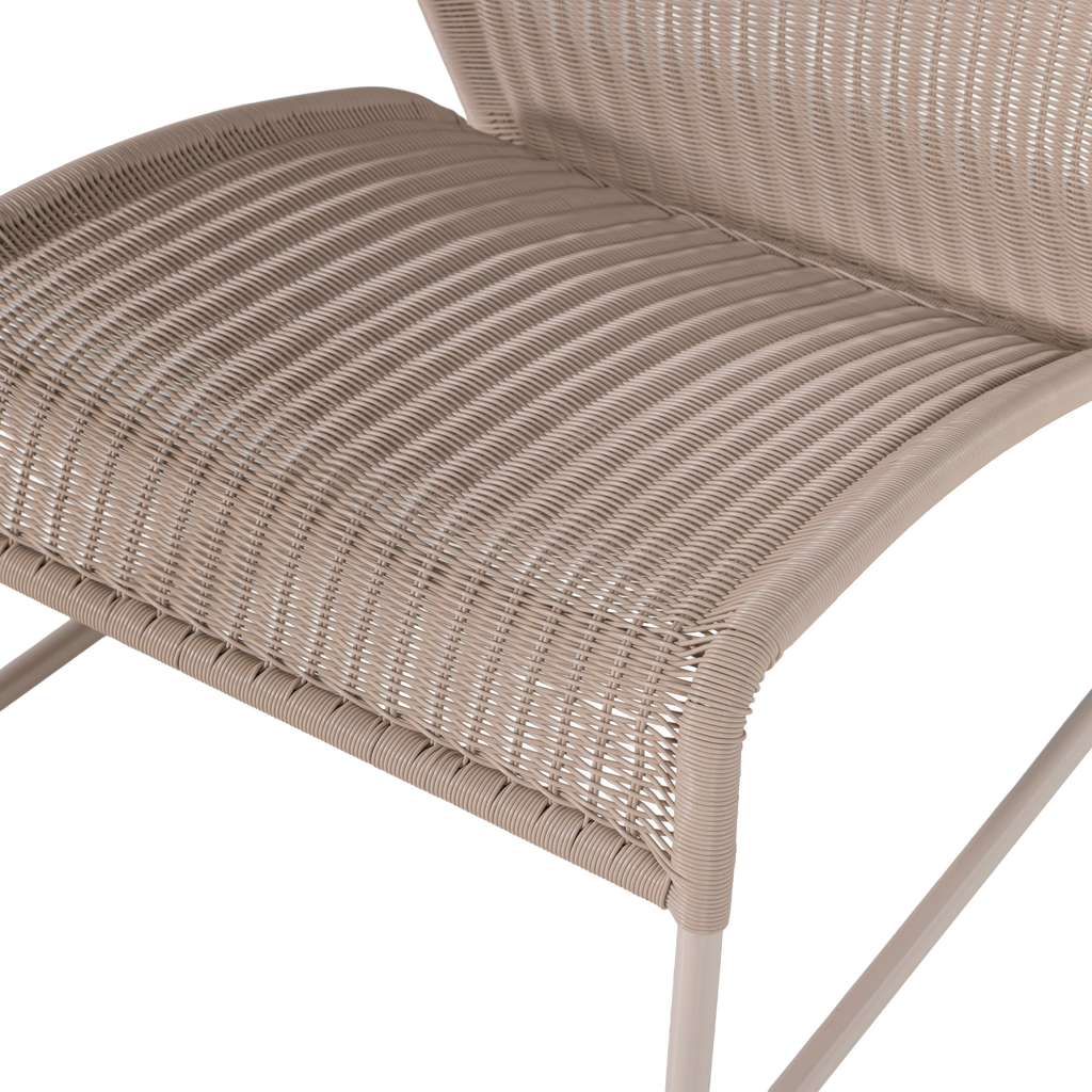 WEST GARDEN LOUNGE CHAIR SAND