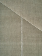 Carica l'immagine nel visualizzatore di Gallery, Faded Noren Taupe loom-knotted rug – detail 2 | Linie Design at Bois Blanc Home, Limassol, Cyprus