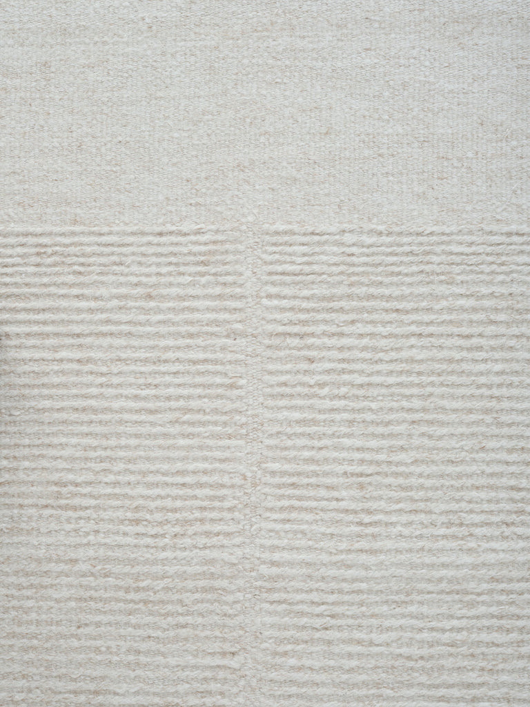 Loop Kaze Beige hand-woven rug – detail 7 | Linie Design at Bois Blanc Home, Limassol, Cyprus