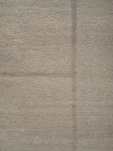 Load image into Gallery viewer, Calm Seki Sand hand-knotted rug – detail 8 | Linie Design at Bois Blanc Home, Limassol, Cyprus