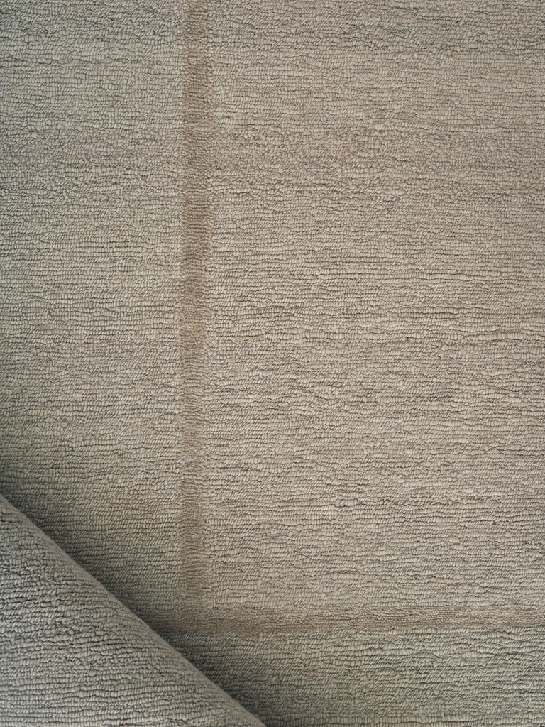 Calm Seki Sand hand-knotted rug – detail 9 | Linie Design at Bois Blanc Home, Limassol, Cyprus