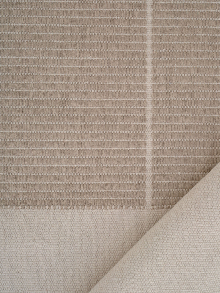 Poetic Grid Beige hand-woven rug – detail 6 | Linie Design at Bois Blanc Home, Limassol, Cyprus