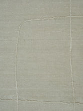 Carica l'immagine nel visualizzatore di Gallery, Flow Shen Taupe hand-woven rug – detail 3 | Linie Design at Bois Blanc Home, Limassol, Cyprus