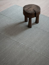 Carica l'immagine nel visualizzatore di Gallery, Flow Shen Mint Grey hand-woven rug – detail 4 | Linie Design at Bois Blanc Home, Limassol, Cyprus
