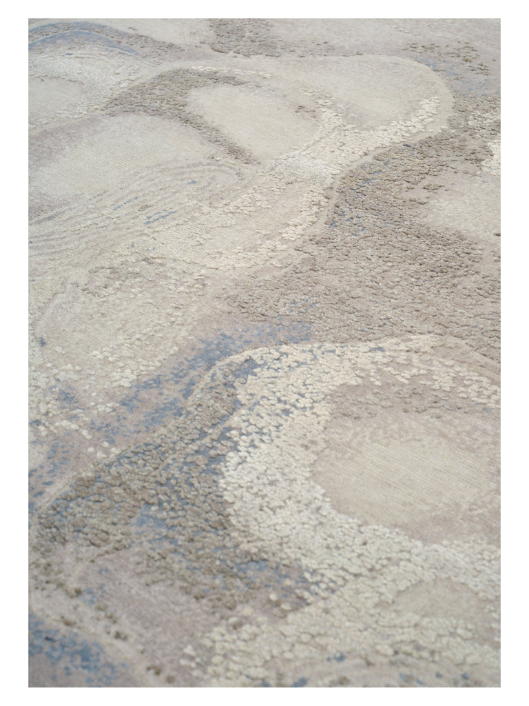 Tidal Cloud Beige hand-knotted rug – detail 2 | Linie Design at Bois Blanc Home, Limassol, Cyprus