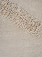 Load image into Gallery viewer, Oceanic Reef Beige hand-knotted rug – detail 5 | Linie Design at Bois Blanc Home, Limassol, Cyprus