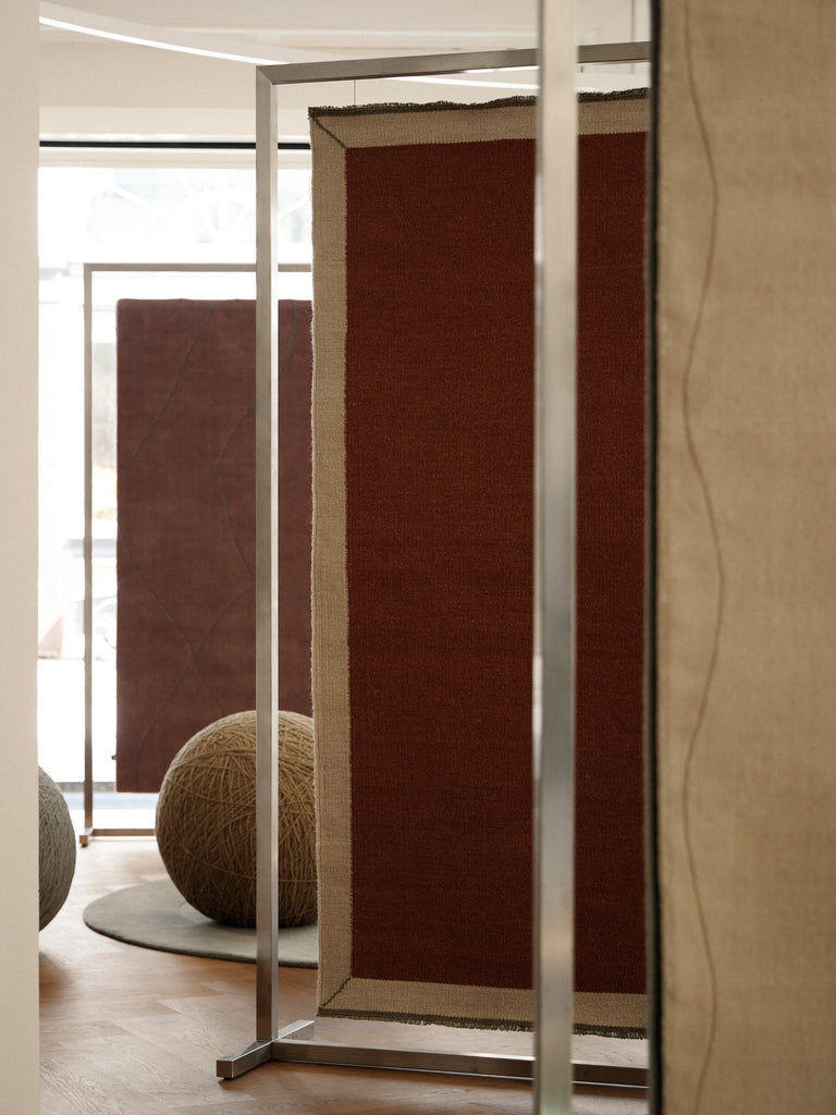 Lume Frame Burnt Amber hand-woven rug – detail 4 | Linie Design at Bois Blanc Home, Limassol, Cyprus