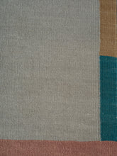 Carica l'immagine nel visualizzatore di Gallery, Chroma Quilt Leaf hand-woven rug – close-up of the texture | Linie Design at Bois Blanc Home, Limassol, Cyprus