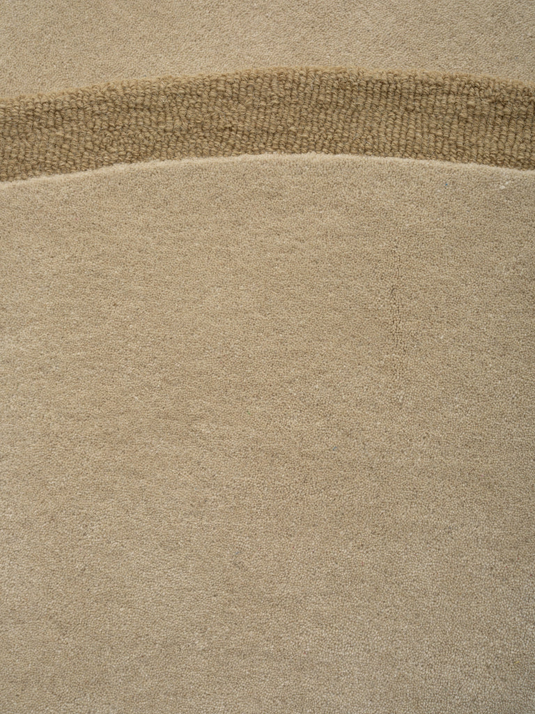 Eluna Virel Almond hand-tufted rug – close-up of the texture | Linie Design at Bois Blanc Home, Limassol, Cyprus