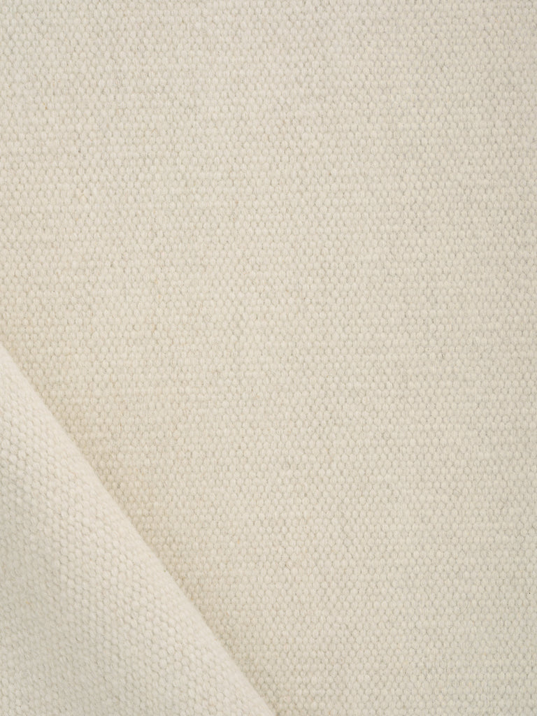 Uni White hand-woven rug – detail 4 | Linie Design at Bois Blanc Home, Limassol, Cyprus