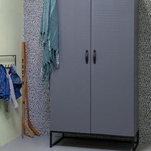 Laden Sie das Bild in den Galerie-Viewer, MORRIS WARDROBE PINE LOAM [fsc]