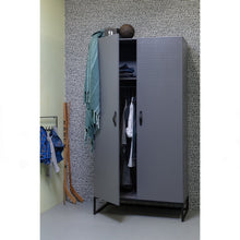 Laden Sie das Bild in den Galerie-Viewer, MORRIS WARDROBE PINE LOAM [fsc]