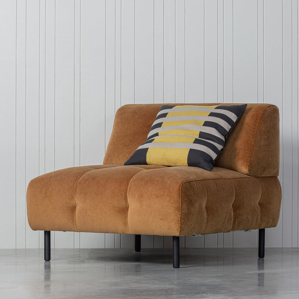 LLOYD ARMCHAIR VELVET CINNAMON