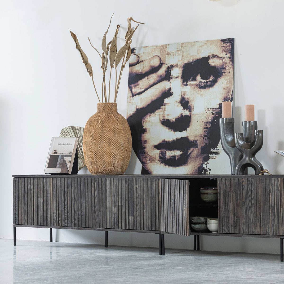 NEW GRAVURE TV UNIT 150 CM ASH VENEER ESPRESSO [fsc]