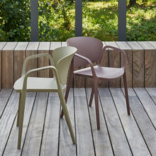 Load image into Gallery viewer, BENT GARDEN CHAIR PLASTIC GREEN
