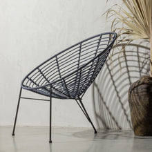 Laden Sie das Bild in den Galerie-Viewer, JANE LOUNGE CHAIR GARDEN INK