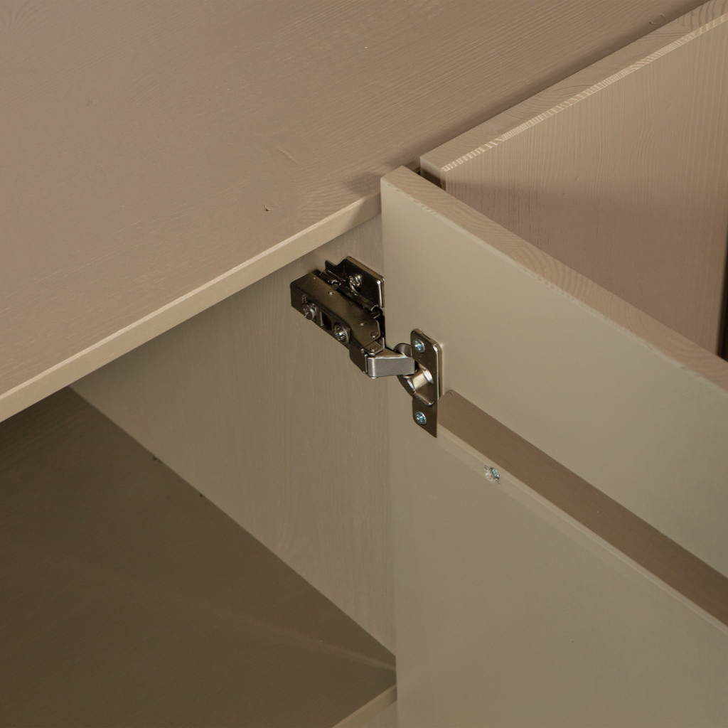 BASU SIDEBOARD PINE MUD [fsc]