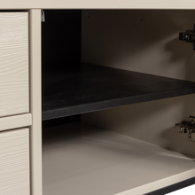 Laden Sie das Bild in den Galerie-Viewer, SILAS TV UNIT 120CM PINE DUST [fsc]