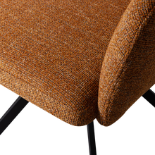 Laden Sie das Bild in den Galerie-Viewer, FENNE SWIVEL DINING CHAIR WOVEN FABRIC GINGER