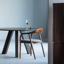 Cargar imagen en el visor de la galería, RHONDA DINING TABLE O129 CM OAK MID BROWN[fsc]