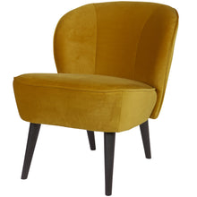 Laden Sie das Bild in den Galerie-Viewer, SARA ARMCHAIR VELVET OCHRE