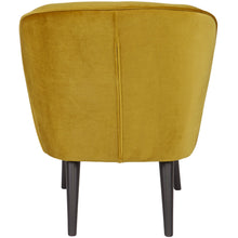 Laden Sie das Bild in den Galerie-Viewer, SARA ARMCHAIR VELVET OCHRE