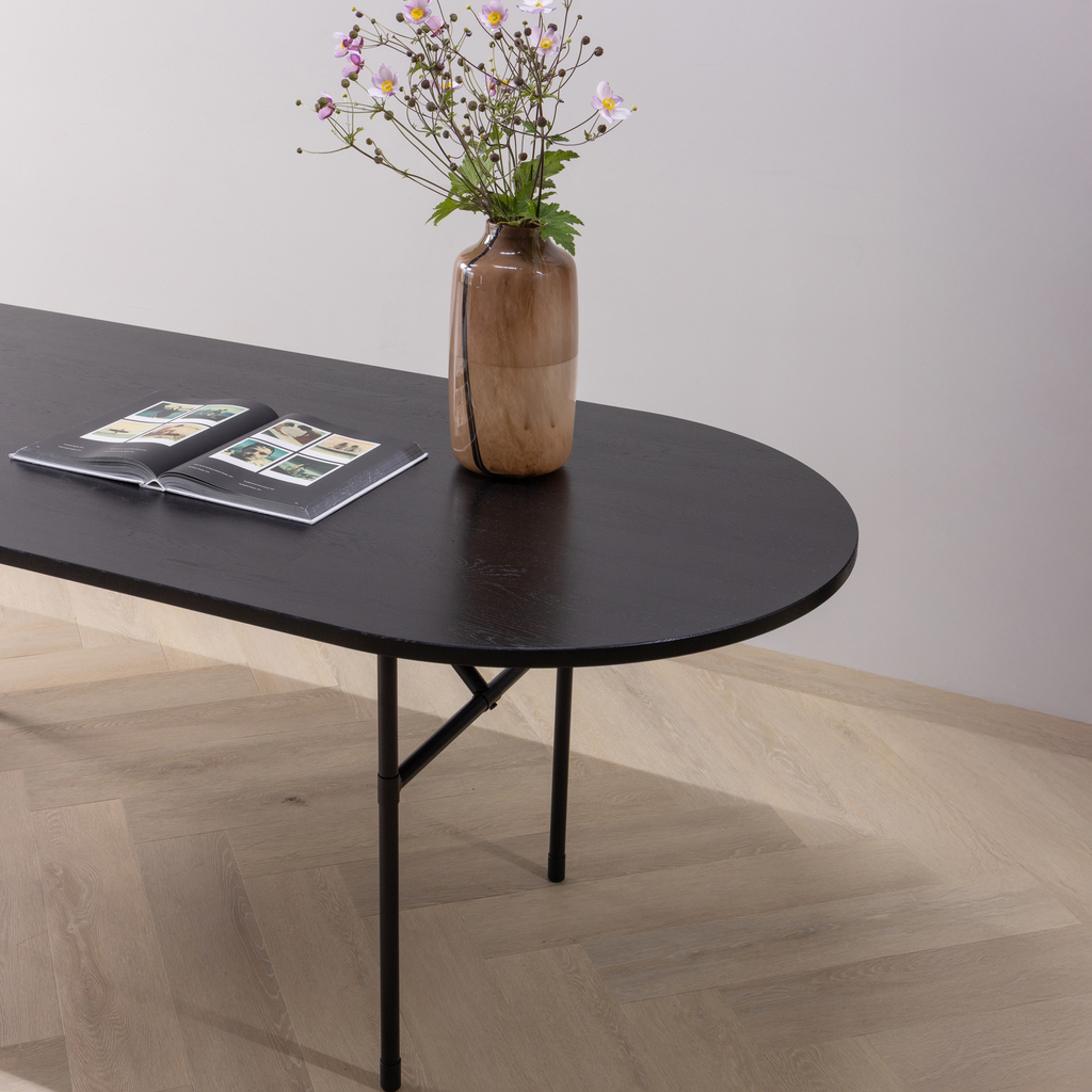 ARTHUR TABLE OVAL OAK BLACK [fsc] H-LEG