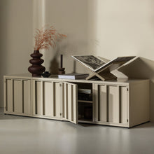 Laden Sie das Bild in den Galerie-Viewer, LEVEL TV STAND METAL SAND 44x160CM