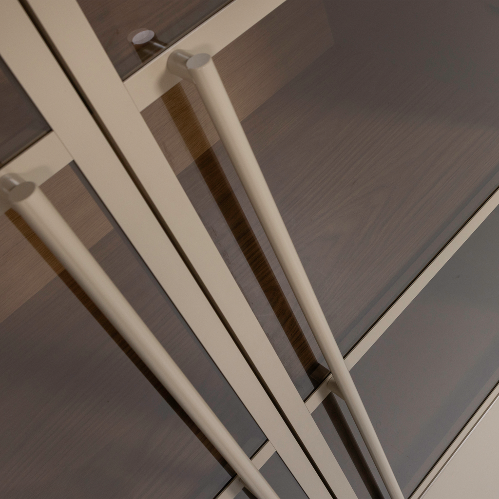 CASA SHOWCABINET PINE MUD [fsc]