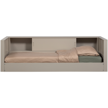 Laden Sie das Bild in den Galerie-Viewer, CARTER BED COUCH DUST [fsc]