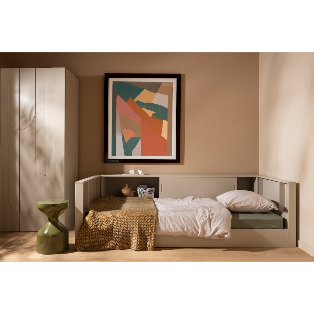 FLOYD SIDE TABLE METAL GREEN – BOIS BLANC HOME