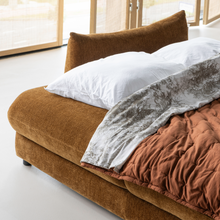 Laden Sie das Bild in den Galerie-Viewer, JONNE 3-SEATER SLEEPING SOFA CHENILLE BROWN