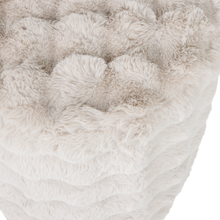 Carica l'immagine nel visualizzatore di Gallery, OLVEN POUF HIGH FLUFFY FABRIC NATURAL