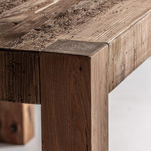Load image into Gallery viewer, Pine wood table