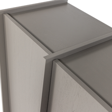 Laden Sie das Bild in den Galerie-Viewer, BROCK 2-DOORS CABINET ASH VENEER WARM GREY [fsc]